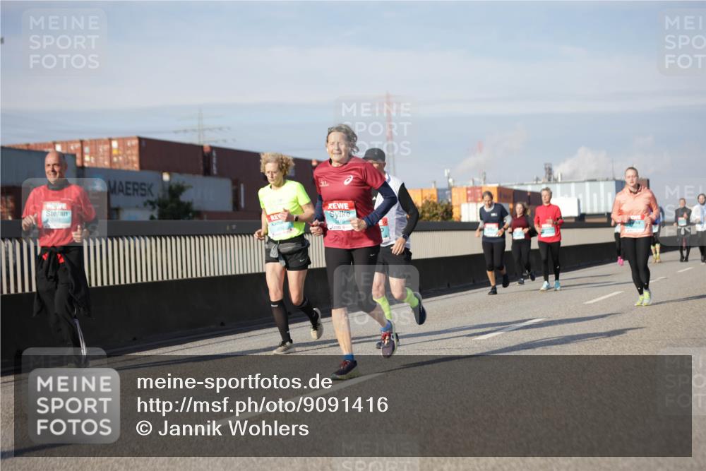 03.10.2025 - Köhlbrandbrückenlauf Jannik Wohlers http://msf.ph/oto/9091416 03.10.2025 10:11:04 Position 3  meine-sportfotos.de