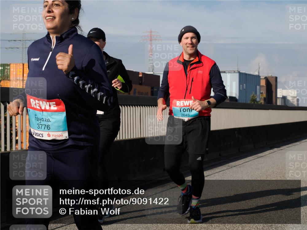 03.10.2025 - Köhlbrandbrückenlauf Fabian Wolf http://msf.ph/oto/9091422 03.10.2025 10:27:03 Position 3 3776, 2643 meine-sportfotos.de
