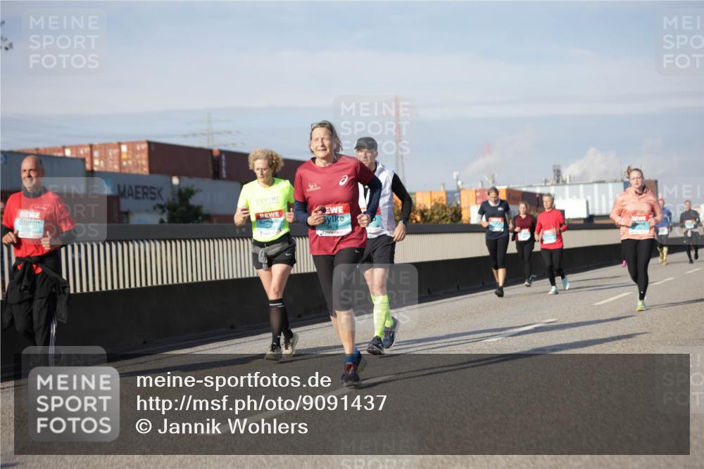 03.10.2025 - Köhlbrandbrückenlauf Jannik Wohlers http://msf.ph/oto/9091437 03.10.2025 10:11:04 Position 3 3478 meine-sportfotos.de