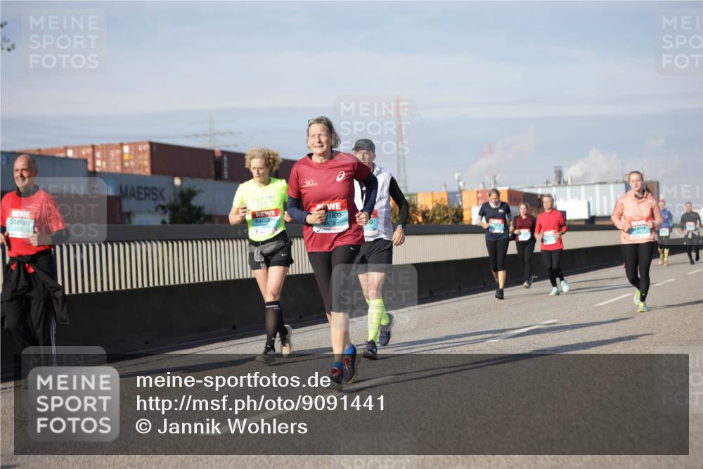 03.10.2025 - Köhlbrandbrückenlauf Jannik Wohlers http://msf.ph/oto/9091441 03.10.2025 10:11:04 Position 3 478 meine-sportfotos.de