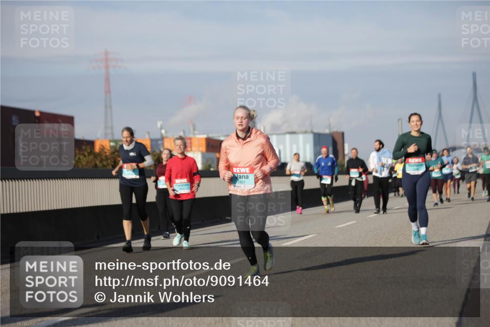 03.10.2025 - Köhlbrandbrückenlauf Jannik Wohlers http://msf.ph/oto/9091464 03.10.2025 10:11:06 Position 3 1851 meine-sportfotos.de