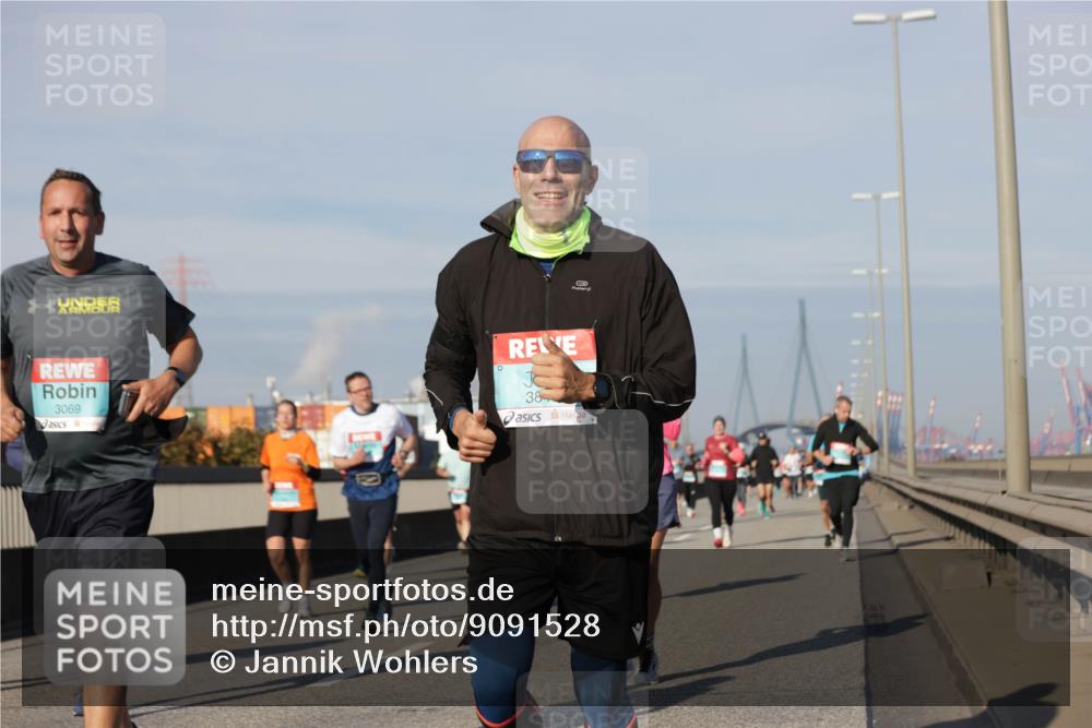 03.10.2025 - Köhlbrandbrückenlauf Jannik Wohlers http://msf.ph/oto/9091528 03.10.2025 09:59:29 Position 3 3069, 38 meine-sportfotos.de