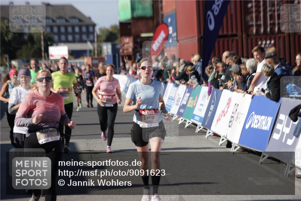 03.10.2025 - Köhlbrandbrückenlauf Jannik Wohlers http://msf.ph/oto/9091623 03.10.2025 13:19:53 Ziel 4376, 4539, 5047, 5059, 5148, 5647, 5648, 5656, 5657, 5658, 5704, 5841, 6068, 6414, 6509, 6567, 6568, 6660, 6663, 6730 meine-sportfotos.de