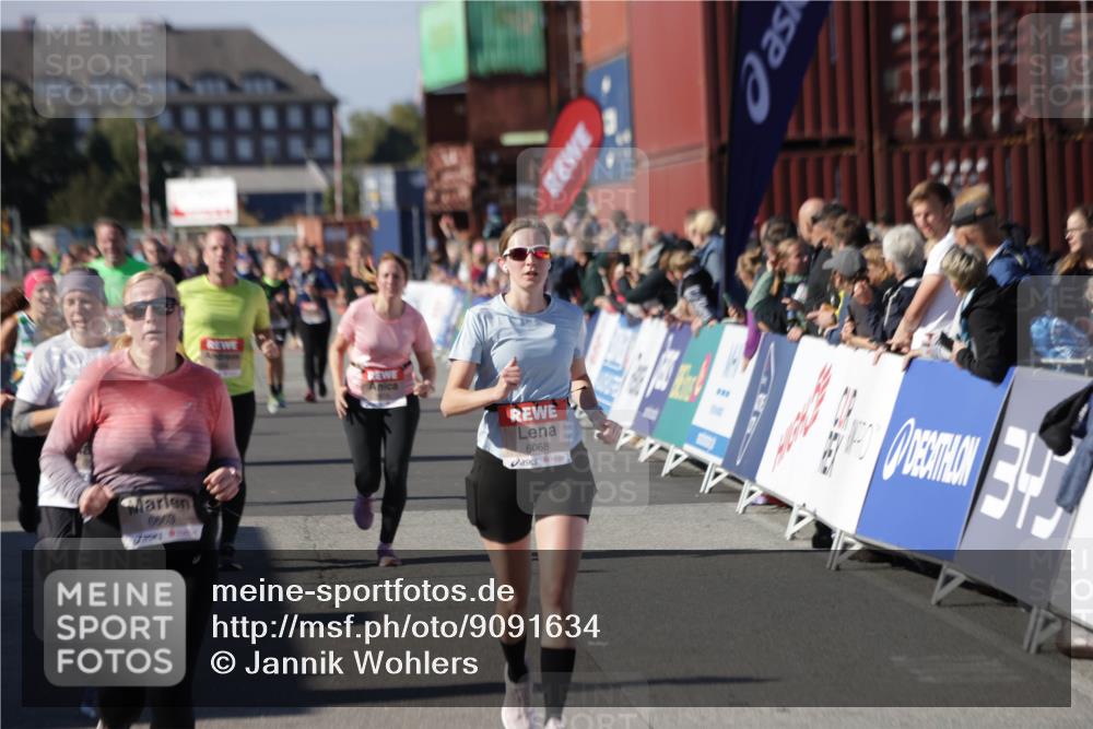 03.10.2025 - Köhlbrandbrückenlauf Jannik Wohlers http://msf.ph/oto/9091634 03.10.2025 13:19:53 Ziel 4376, 4539, 5047, 5059, 5148, 5647, 5648, 5656, 5657, 5658, 5704, 5841, 6068, 6414, 6509, 6567, 6568, 6660, 6663, 6730 meine-sportfotos.de