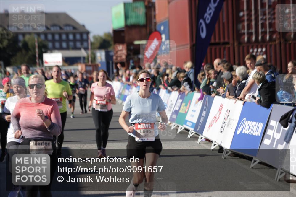 03.10.2025 - Köhlbrandbrückenlauf Jannik Wohlers http://msf.ph/oto/9091657 03.10.2025 13:19:53 Ziel 4376, 4539, 5047, 5059, 5148, 5647, 5648, 5656, 5657, 5658, 5704, 5841, 6068, 6414, 6509, 6567, 6568, 6660, 6663, 6730 meine-sportfotos.de