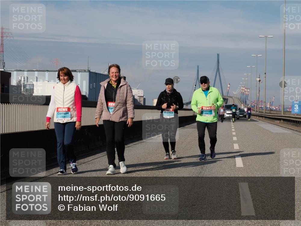 03.10.2025 - Köhlbrandbrückenlauf Fabian Wolf http://msf.ph/oto/9091665 03.10.2025 10:27:51 Position 3 2908, 3 meine-sportfotos.de