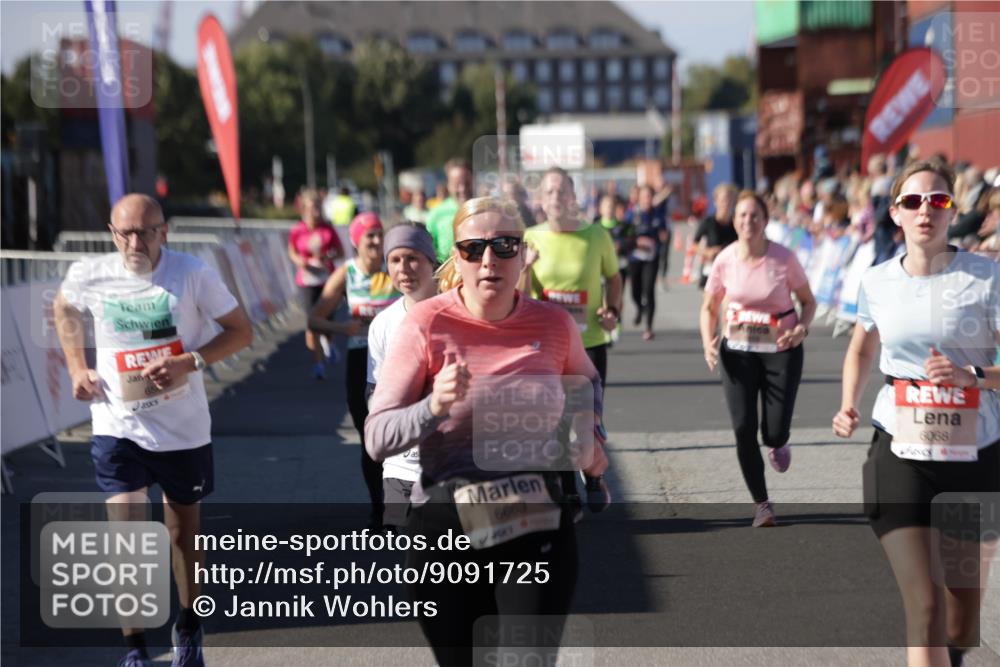 03.10.2025 - Köhlbrandbrückenlauf Jannik Wohlers http://msf.ph/oto/9091725 03.10.2025 13:19:54 Ziel 4376, 4539, 4721, 5047, 5059, 5656, 5657, 5658, 5704, 5841, 6068, 6414, 6509, 6567, 6568, 6660, 6663, 6730 meine-sportfotos.de