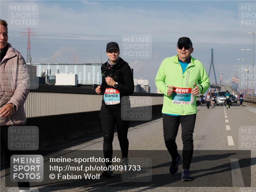 03.10.2025 - Köhlbrandbrückenlauf Fabian Wolf http://msf.ph/oto/9091733 03.10.2025 10:27:54 Position 3 1241, 3396 meine-sportfotos.de
