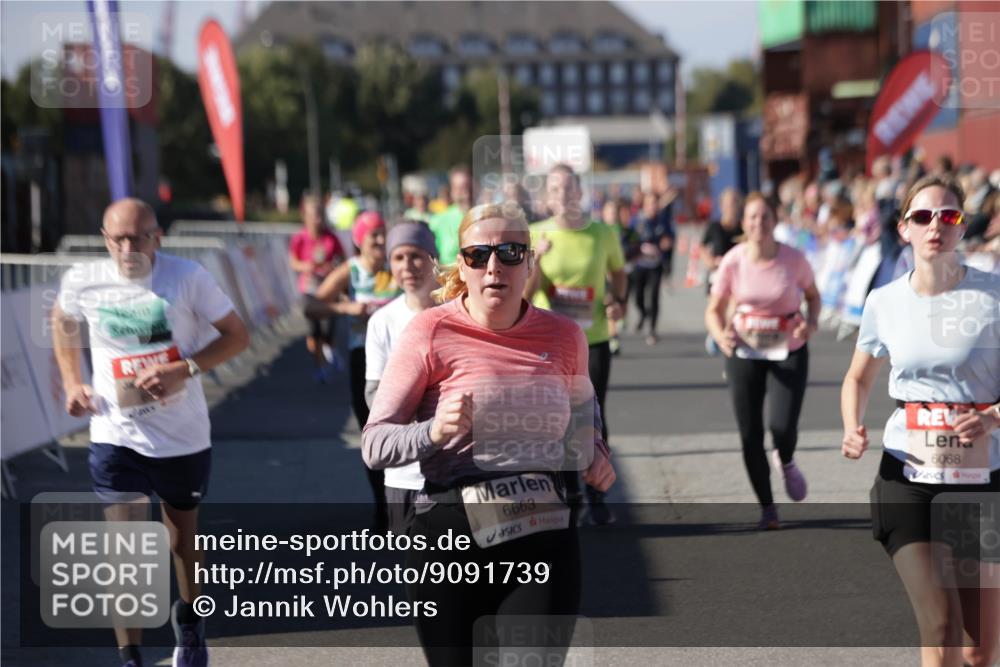 03.10.2025 - Köhlbrandbrückenlauf Jannik Wohlers http://msf.ph/oto/9091739 03.10.2025 13:19:54 Ziel 4376, 4539, 4721, 5047, 5059, 5656, 5657, 5658, 5704, 5841, 6068, 6414, 6509, 6567, 6568, 6660, 6663, 6730 meine-sportfotos.de
