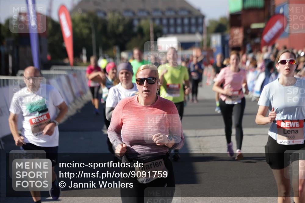 03.10.2025 - Köhlbrandbrückenlauf Jannik Wohlers http://msf.ph/oto/9091759 03.10.2025 13:19:54 Ziel 4376, 4539, 4721, 5047, 5059, 5656, 5657, 5658, 5704, 5841, 6068, 6414, 6509, 6567, 6568, 6660, 6663, 6730 meine-sportfotos.de