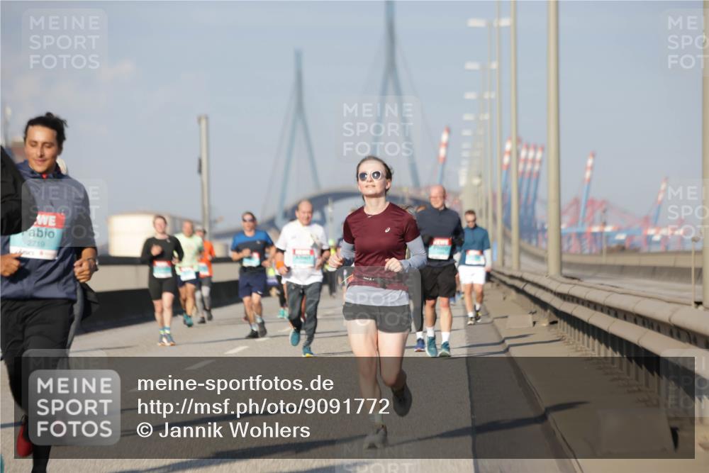 03.10.2025 - Köhlbrandbrückenlauf Jannik Wohlers http://msf.ph/oto/9091772 03.10.2025 09:59:40 Position 3 2719 meine-sportfotos.de