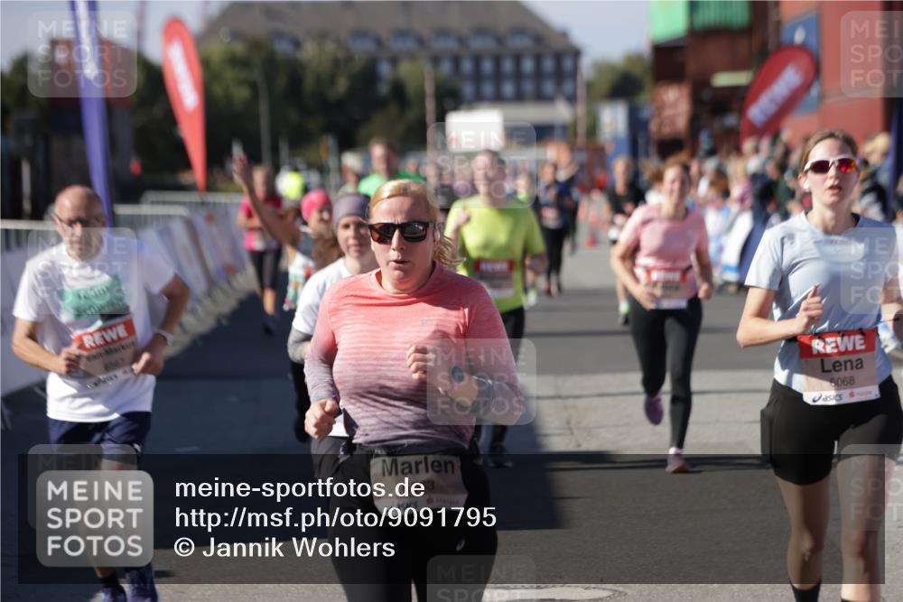 03.10.2025 - Köhlbrandbrückenlauf Jannik Wohlers http://msf.ph/oto/9091795 03.10.2025 13:19:54 Ziel 4376, 4539, 4721, 5047, 5059, 5656, 5657, 5658, 5704, 5841, 6068, 6414, 6509, 6567, 6568, 6660, 6663, 6730 meine-sportfotos.de
