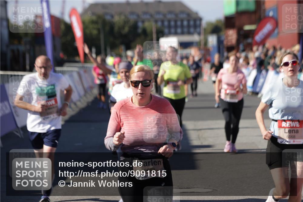 03.10.2025 - Köhlbrandbrückenlauf Jannik Wohlers http://msf.ph/oto/9091815 03.10.2025 13:19:54 Ziel 4376, 4539, 4721, 5047, 5059, 5656, 5657, 5658, 5704, 5841, 6068, 6414, 6509, 6567, 6568, 6660, 6663, 6730 meine-sportfotos.de
