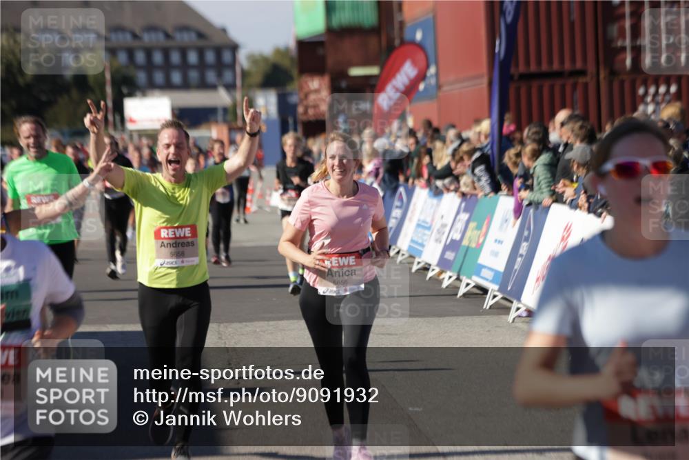 03.10.2025 - Köhlbrandbrückenlauf Jannik Wohlers http://msf.ph/oto/9091932 03.10.2025 13:19:55 Ziel 4376, 4539, 4721, 5059, 5656, 5657, 5658, 5704, 5841, 6068, 6414, 6509, 6567, 6568, 6660, 6663, 6730 meine-sportfotos.de
