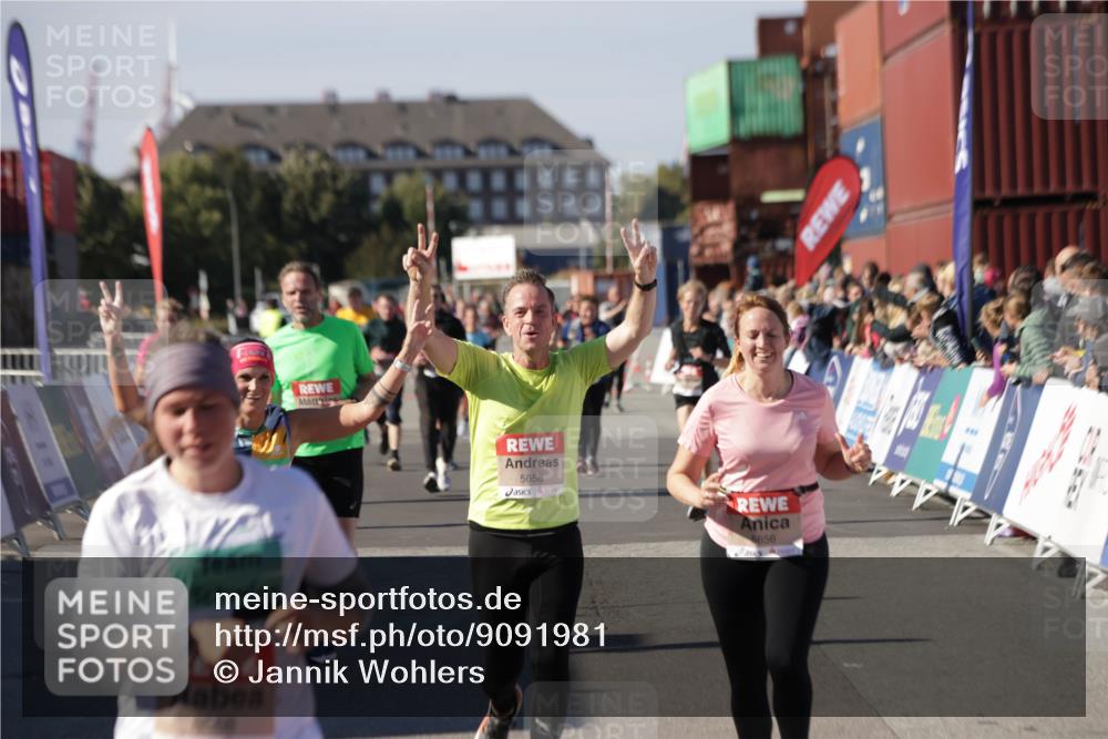 03.10.2025 - Köhlbrandbrückenlauf Jannik Wohlers http://msf.ph/oto/9091981 03.10.2025 13:19:56 Ziel 4376, 4539, 4721, 5059, 5656, 5657, 5658, 5704, 5841, 6068, 6414, 6567, 6568, 6660, 6663, 6730 meine-sportfotos.de