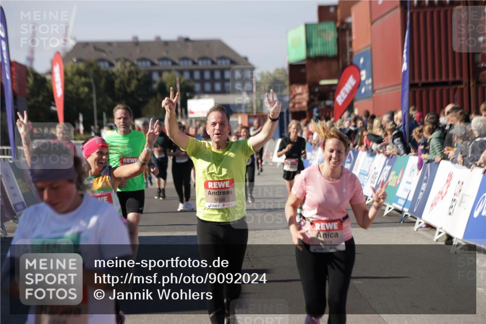 03.10.2025 - Köhlbrandbrückenlauf Jannik Wohlers http://msf.ph/oto/9092024 03.10.2025 13:19:56 Ziel 4376, 4539, 4721, 5059, 5656, 5657, 5658, 5704, 5841, 6068, 6414, 6567, 6568, 6660, 6663, 6730 meine-sportfotos.de
