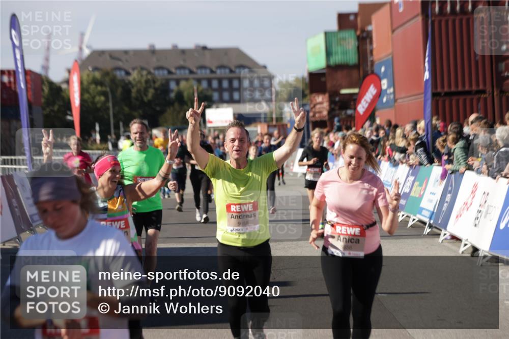 03.10.2025 - Köhlbrandbrückenlauf Jannik Wohlers http://msf.ph/oto/9092040 03.10.2025 13:19:56 Ziel 4376, 4539, 4721, 5059, 5656, 5657, 5658, 5704, 5841, 6068, 6414, 6567, 6568, 6660, 6663, 6730 meine-sportfotos.de