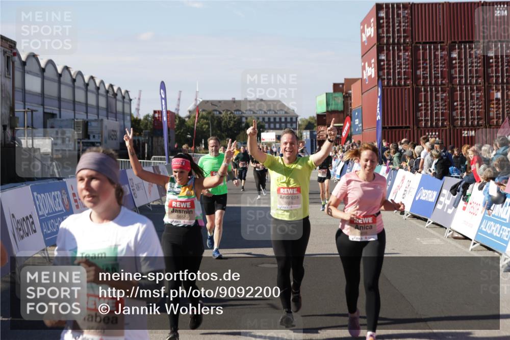 03.10.2025 - Köhlbrandbrückenlauf Jannik Wohlers http://msf.ph/oto/9092200 03.10.2025 13:19:58 Ziel 4376, 4433, 4539, 4721, 5059, 5175, 5656, 5657, 5658, 5704, 5841, 6068, 6414, 6567, 6568, 6649, 6660, 6663, 6730 meine-sportfotos.de
