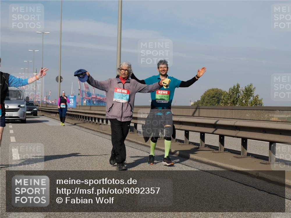 03.10.2025 - Köhlbrandbrückenlauf Fabian Wolf http://msf.ph/oto/9092357 03.10.2025 10:28:15 Position 3 3195, 3774, 9702 meine-sportfotos.de