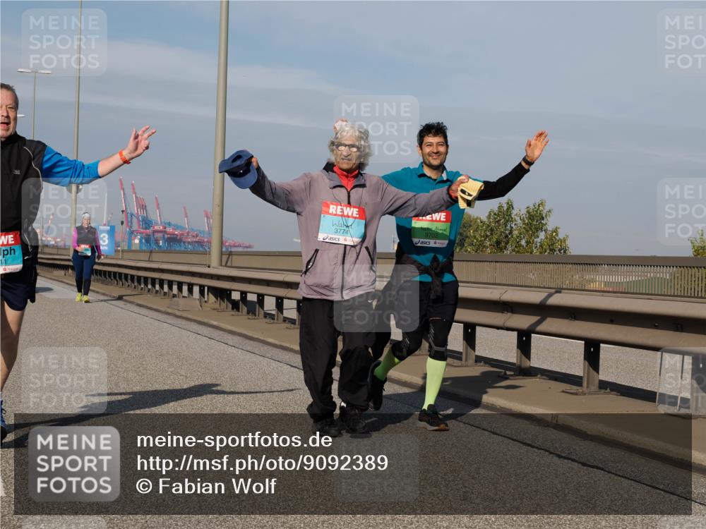 03.10.2025 - Köhlbrandbrückenlauf Fabian Wolf http://msf.ph/oto/9092389 03.10.2025 10:28:16 Position 3 11, 3774, 9702 meine-sportfotos.de
