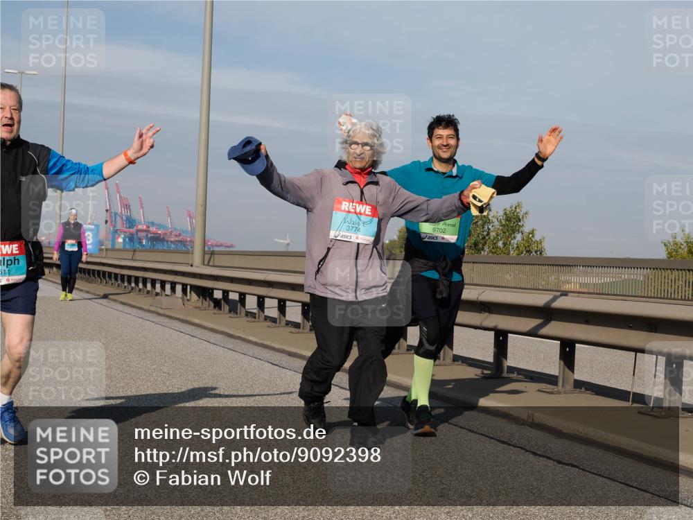 03.10.2025 - Köhlbrandbrückenlauf Fabian Wolf http://msf.ph/oto/9092398 03.10.2025 10:28:16 Position 3 511, 3774, 9702, 00011 meine-sportfotos.de