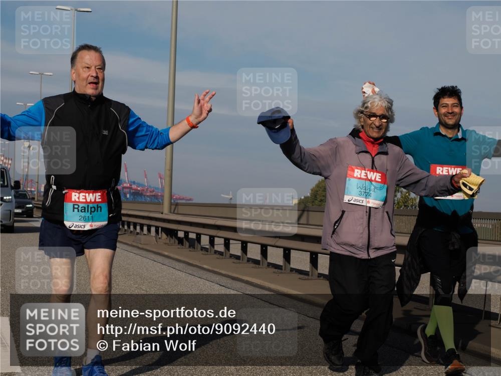 03.10.2025 - Köhlbrandbrückenlauf Fabian Wolf http://msf.ph/oto/9092440 03.10.2025 10:28:17 Position 3 2611, 3774 meine-sportfotos.de