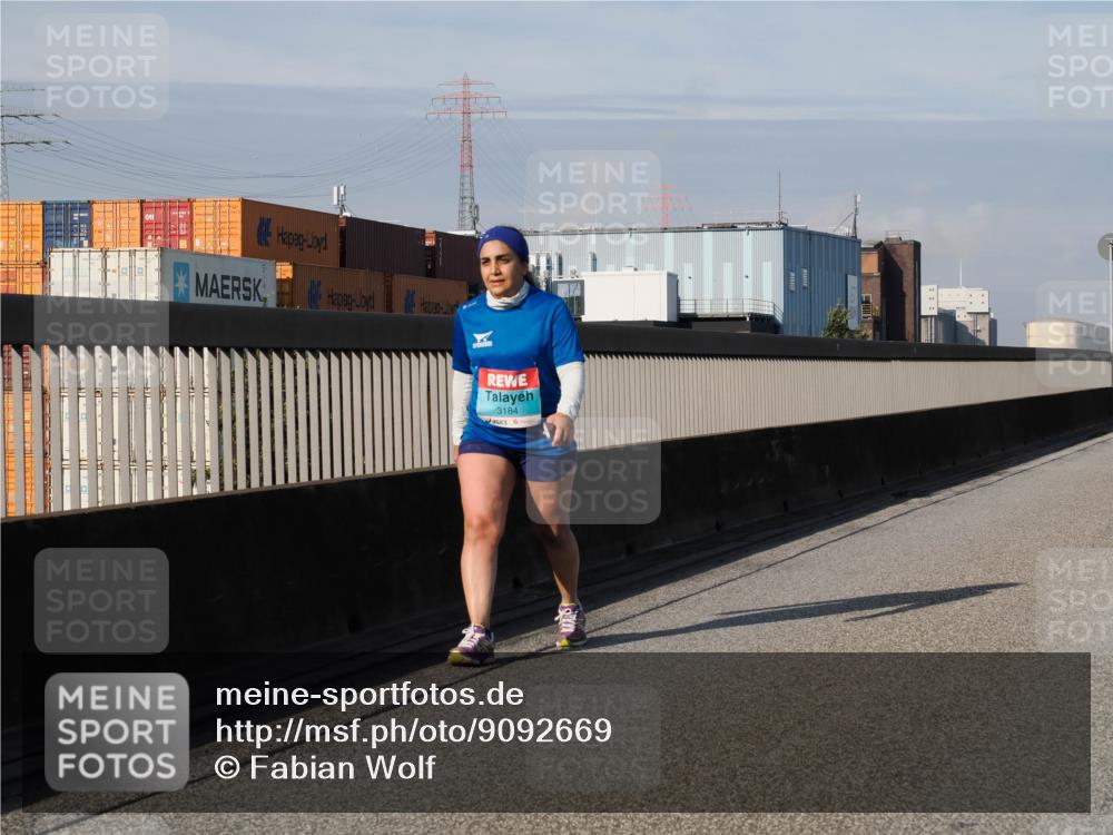 03.10.2025 - Köhlbrandbrückenlauf Fabian Wolf http://msf.ph/oto/9092669 03.10.2025 10:28:22 Position 3 3184 meine-sportfotos.de