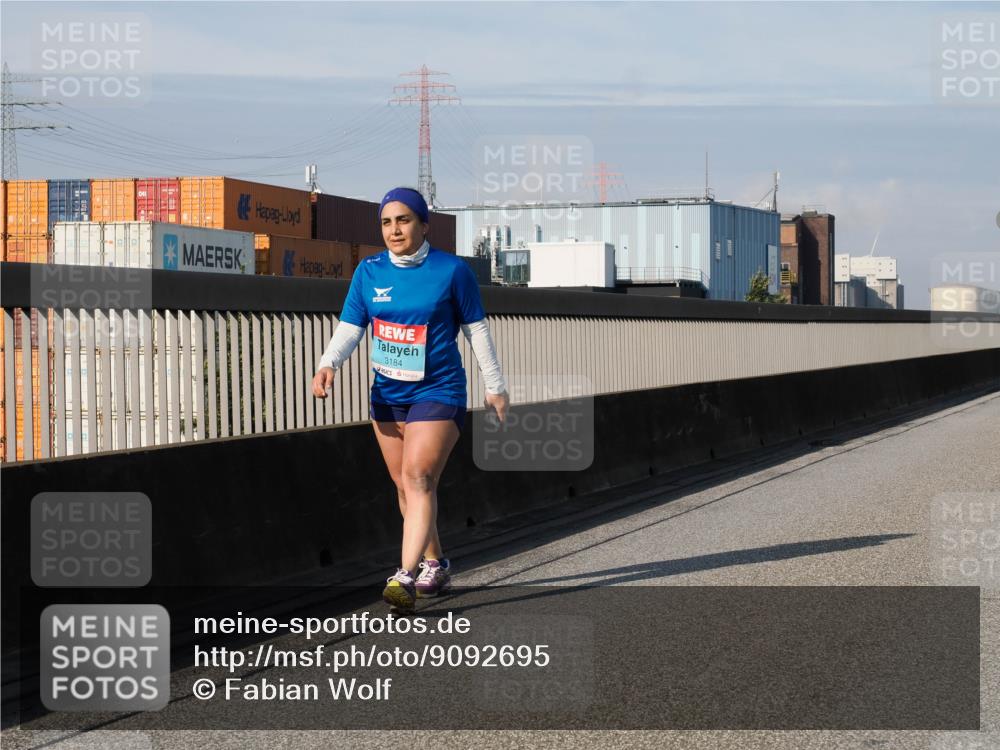 03.10.2025 - Köhlbrandbrückenlauf Fabian Wolf http://msf.ph/oto/9092695 03.10.2025 10:28:22 Position 3 3184 meine-sportfotos.de