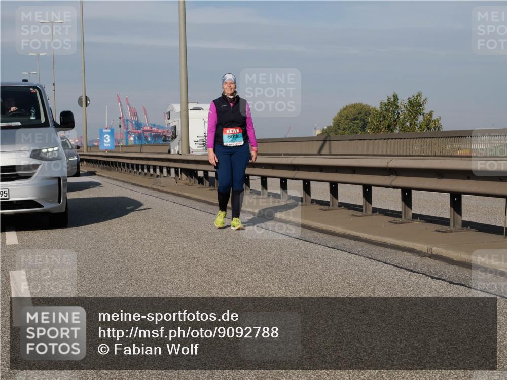 03.10.2025 - Köhlbrandbrückenlauf Fabian Wolf http://msf.ph/oto/9092788 03.10.2025 10:28:25 Position 3 95, 3 meine-sportfotos.de
