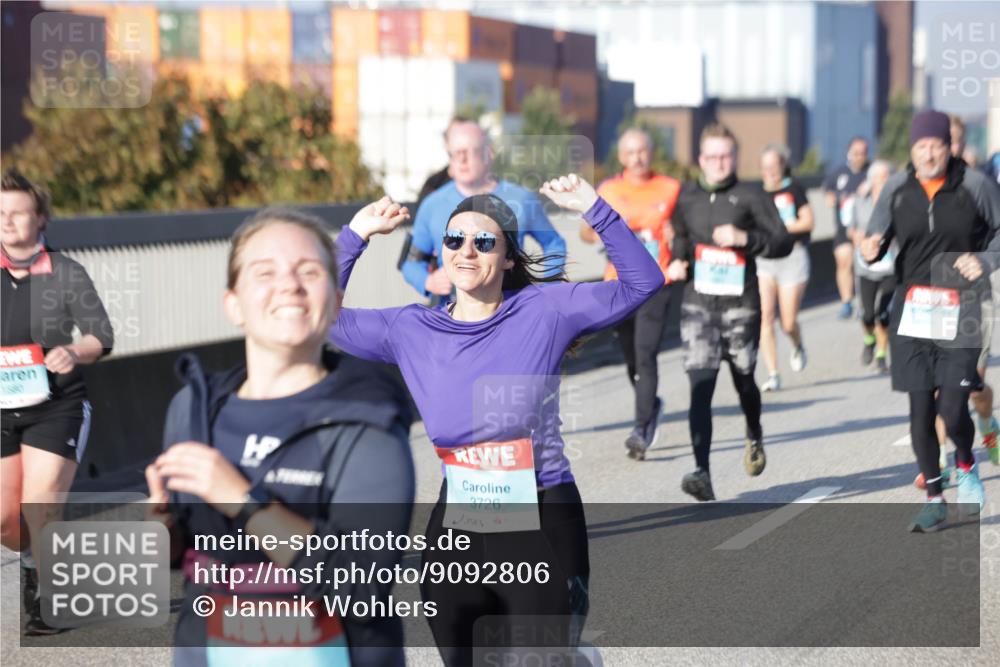 03.10.2025 - Köhlbrandbrückenlauf Jannik Wohlers http://msf.ph/oto/9092806 03.10.2025 10:00:14 Position 3 3726 meine-sportfotos.de