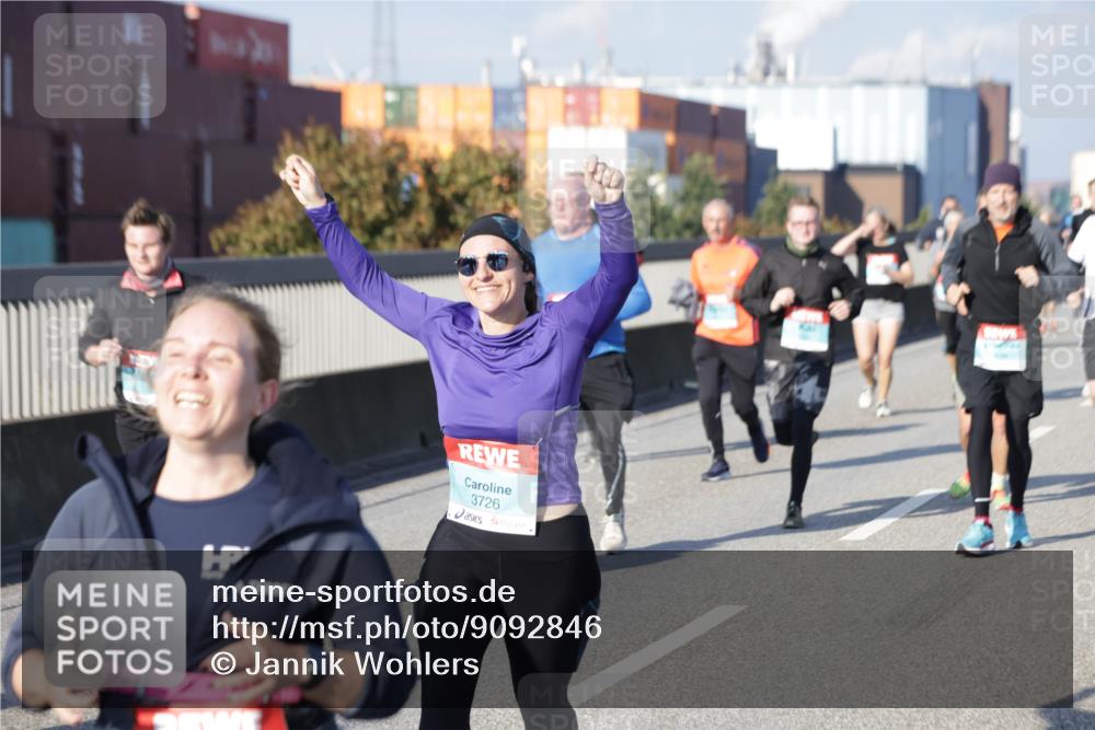 03.10.2025 - Köhlbrandbrückenlauf Jannik Wohlers http://msf.ph/oto/9092846 03.10.2025 10:00:14 Position 3 3726 meine-sportfotos.de