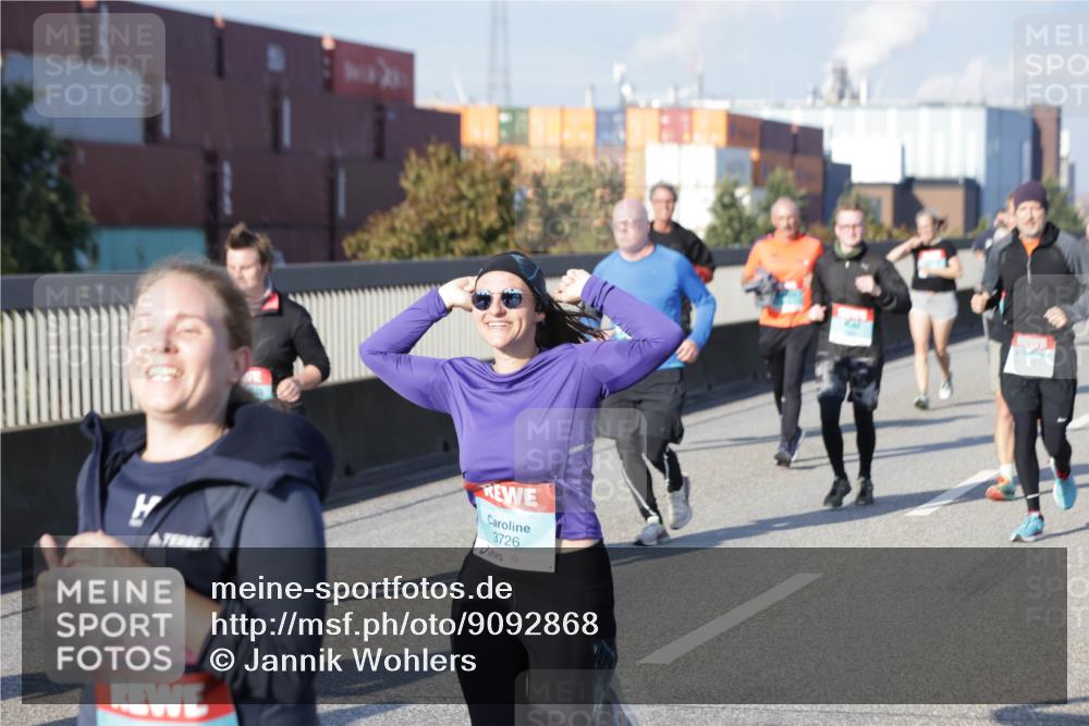 03.10.2025 - Köhlbrandbrückenlauf Jannik Wohlers http://msf.ph/oto/9092868 03.10.2025 10:00:15 Position 3 3726 meine-sportfotos.de