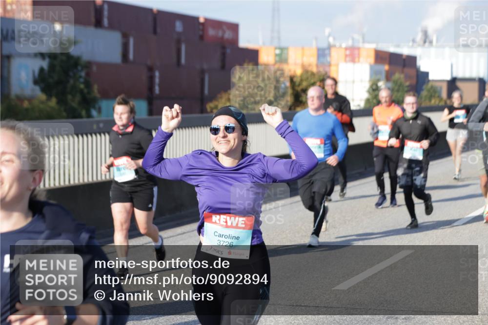 03.10.2025 - Köhlbrandbrückenlauf Jannik Wohlers http://msf.ph/oto/9092894 03.10.2025 10:00:15 Position 3 3726 meine-sportfotos.de