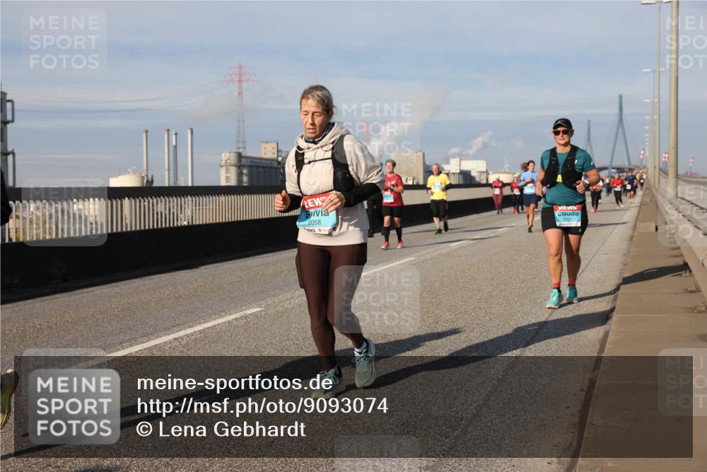 03.10.2025 - Köhlbrandbrückenlauf Lena Gebhardt http://msf.ph/oto/9093074 03.10.2025 10:08:36 Position 2 2058, 2830 meine-sportfotos.de
