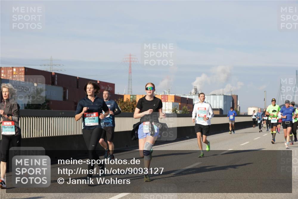 03.10.2025 - Köhlbrandbrückenlauf Jannik Wohlers http://msf.ph/oto/9093127 03.10.2025 10:00:27 Position 3 3252, 2064 meine-sportfotos.de