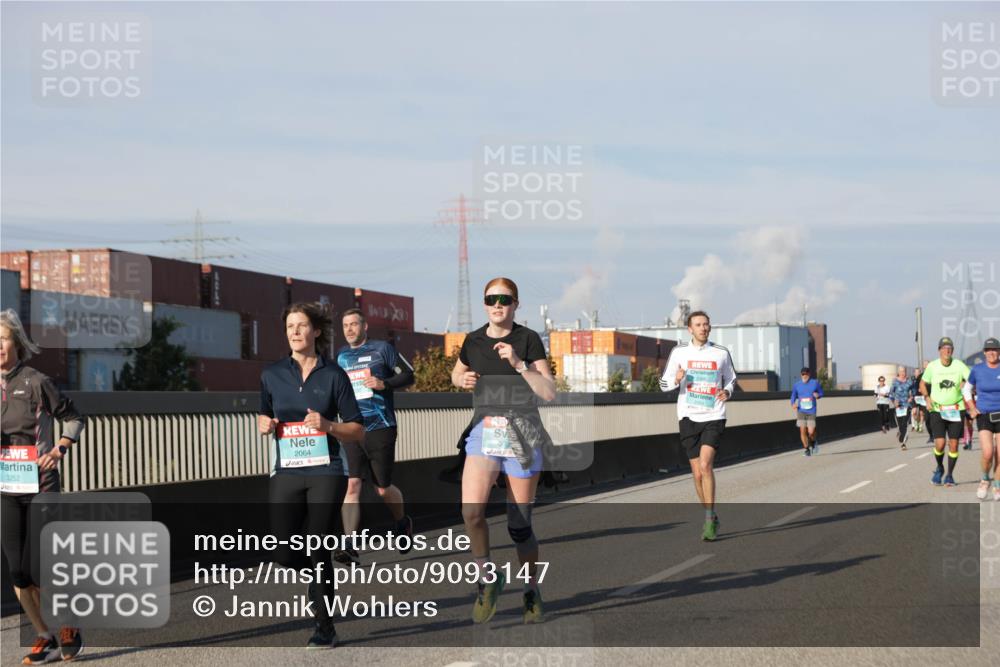 03.10.2025 - Köhlbrandbrückenlauf Jannik Wohlers http://msf.ph/oto/9093147 03.10.2025 10:00:28 Position 3 3252, 2064 meine-sportfotos.de
