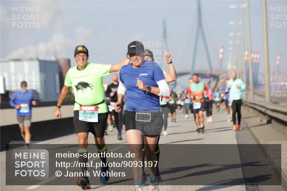 03.10.2025 - Köhlbrandbrückenlauf Jannik Wohlers http://msf.ph/oto/9093197 03.10.2025 10:00:30 Position 3 2089 meine-sportfotos.de