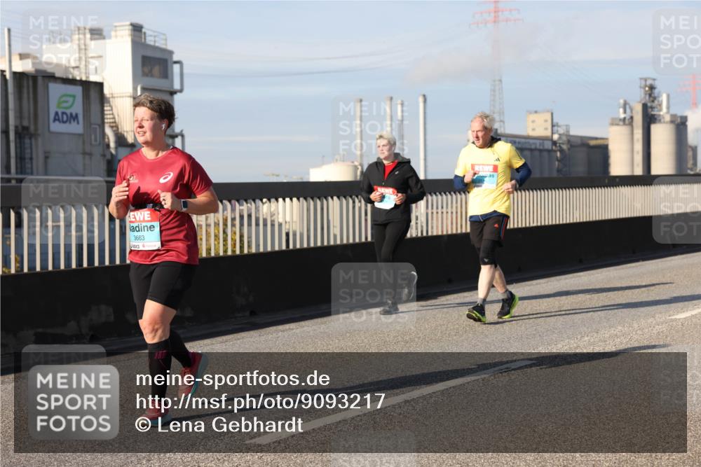 03.10.2025 - Köhlbrandbrückenlauf Lena Gebhardt http://msf.ph/oto/9093217 03.10.2025 10:08:41 Position 2 3663 meine-sportfotos.de