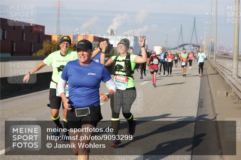 03.10.2025 - Köhlbrandbrückenlauf Jannik Wohlers http://msf.ph/oto/9093299 03.10.2025 10:00:33 Position 3 1956 meine-sportfotos.de