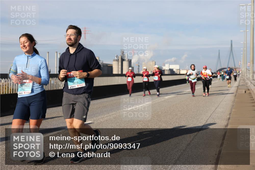 03.10.2025 - Köhlbrandbrückenlauf Lena Gebhardt http://msf.ph/oto/9093347 03.10.2025 10:08:43 Position 2 2763, 3819 meine-sportfotos.de