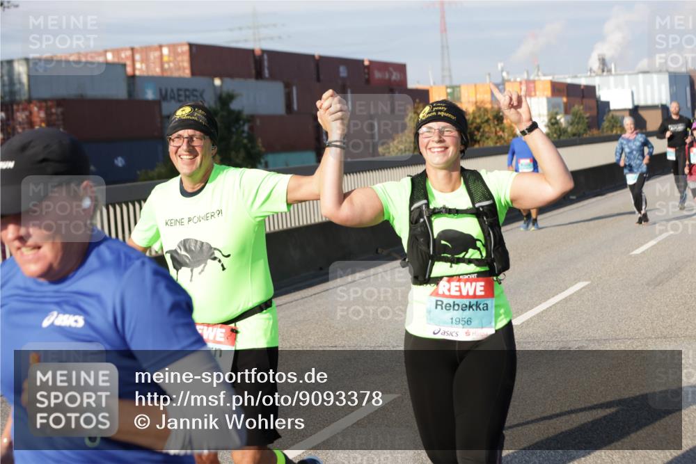03.10.2025 - Köhlbrandbrückenlauf Jannik Wohlers http://msf.ph/oto/9093378 03.10.2025 10:00:34 Position 3 1956 meine-sportfotos.de