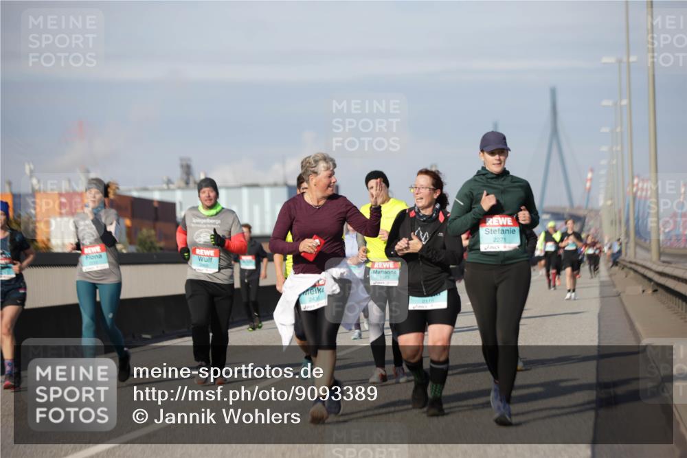 03.10.2025 - Köhlbrandbrückenlauf Jannik Wohlers http://msf.ph/oto/9093389 03.10.2025 10:12:08 Position 3 2436, 1963, 2, 2116, 2271 meine-sportfotos.de