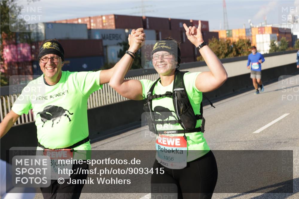 03.10.2025 - Köhlbrandbrückenlauf Jannik Wohlers http://msf.ph/oto/9093415 03.10.2025 10:00:34 Position 3 2089, 1956 meine-sportfotos.de