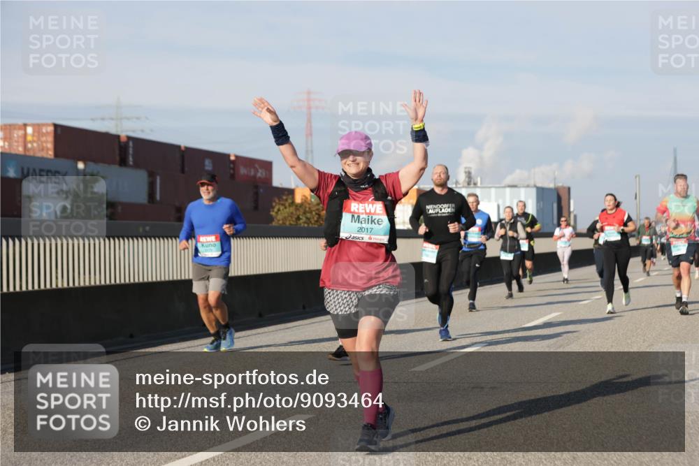 03.10.2025 - Köhlbrandbrückenlauf Jannik Wohlers http://msf.ph/oto/9093464 03.10.2025 10:00:37 Position 3 2017 meine-sportfotos.de