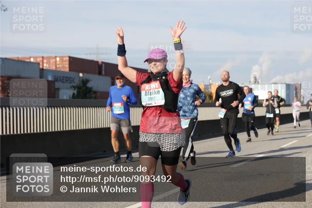 03.10.2025 - Köhlbrandbrückenlauf Jannik Wohlers http://msf.ph/oto/9093492 03.10.2025 10:00:38 Position 3 2017 meine-sportfotos.de