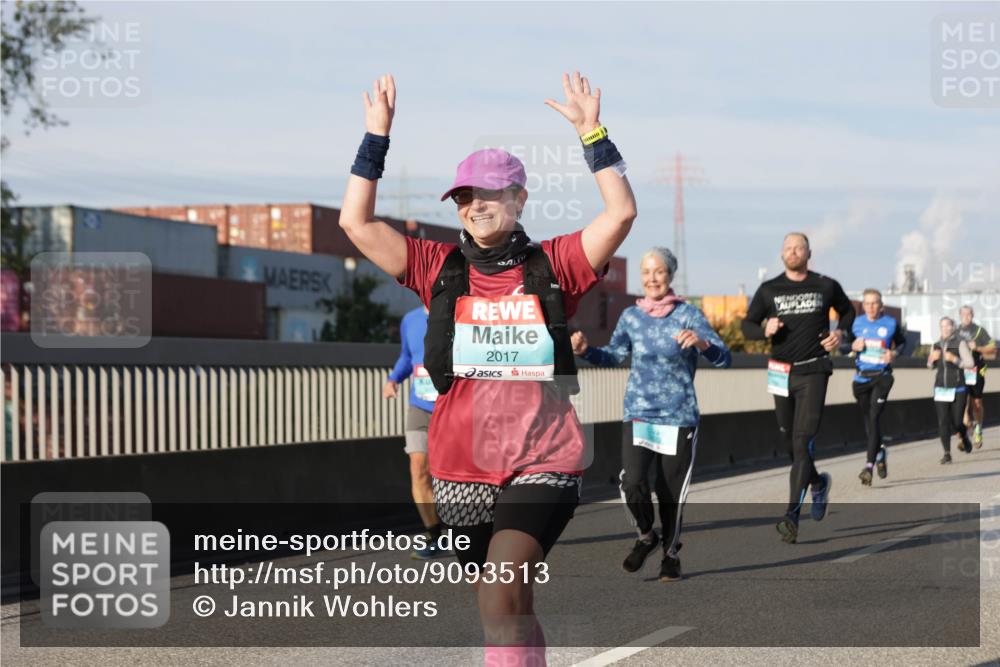 03.10.2025 - Köhlbrandbrückenlauf Jannik Wohlers http://msf.ph/oto/9093513 03.10.2025 10:00:38 Position 3 2017 meine-sportfotos.de
