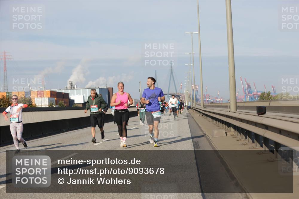 03.10.2025 - Köhlbrandbrückenlauf Jannik Wohlers http://msf.ph/oto/9093678 03.10.2025 10:00:44 Position 3  meine-sportfotos.de