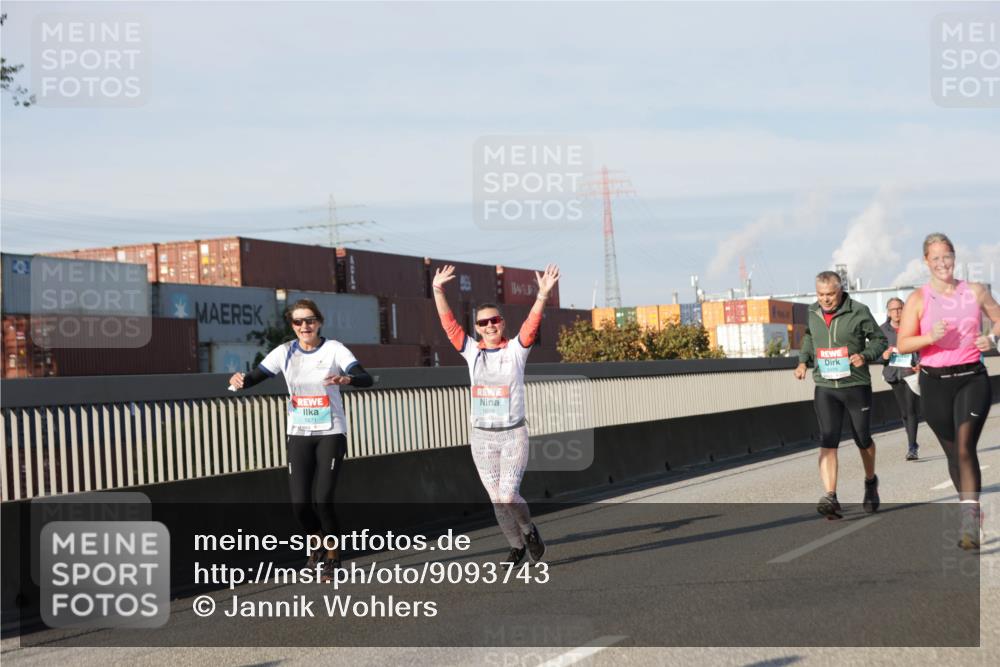 03.10.2025 - Köhlbrandbrückenlauf Jannik Wohlers http://msf.ph/oto/9093743 03.10.2025 10:00:46 Position 3 1671, 1659 meine-sportfotos.de