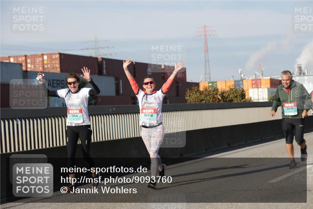 03.10.2025 - Köhlbrandbrückenlauf Jannik Wohlers http://msf.ph/oto/9093760 03.10.2025 10:00:46 Position 3 1671, 1, 1659, 3335, 3488 meine-sportfotos.de