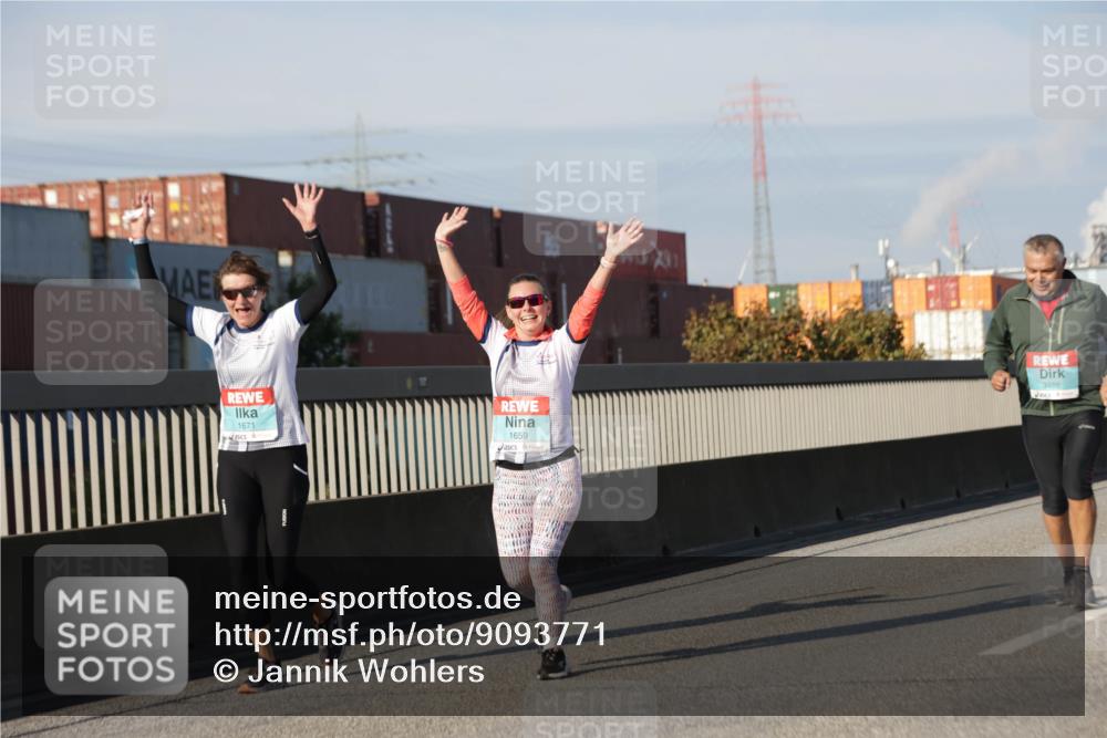 03.10.2025 - Köhlbrandbrückenlauf Jannik Wohlers http://msf.ph/oto/9093771 03.10.2025 10:00:46 Position 3 1671, 1659 meine-sportfotos.de